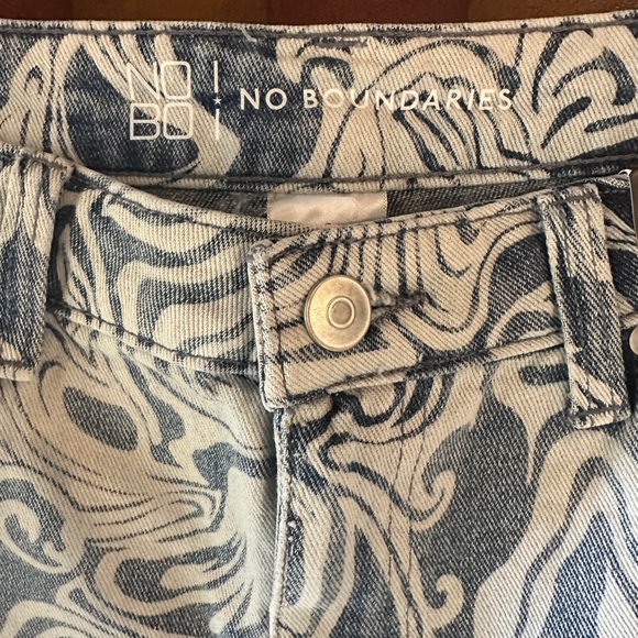 Shorts Midi High Rise Juniors size 9 Raw Hem multicolor two tone blue NWT - Picture 14 of 14